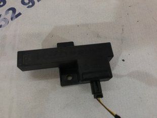 Антена безключового доступу (KESSY) 8K0907247 Audi A6 Audi A4, Audi A4 Allroad, Audi A5, Audi A6, Audi A7, Audi A8, Audi Q5, Audi RS5, Audi RS7, Audi S4, Audi S5, Audi S6, Audi S7, Audi S8, Audi SQ5