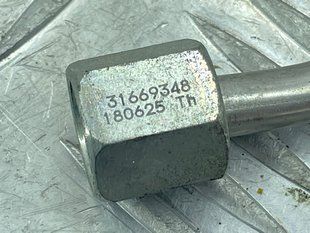Трубка паливна 31669348 Volvo XC90
