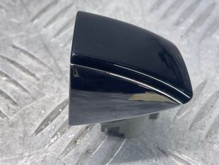 Колпачок ручки двери c хромированой накладкой 4H0837880B Audi S8