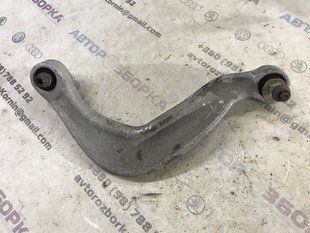 Рычаг задней подвески поперечный верхний правый 8K0505324H Audi A4 Audi A4, Audi A4 Allroad, Audi A5, Audi A6, Audi A7, Audi A8, Audi Q5, Audi RS5, Audi RS7, Audi S4, Audi S5, Audi S6, Audi S7, Audi S8, Audi SQ5