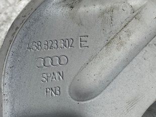 Петля капота 4G8823302E Audi A6