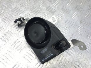 Сирена системи антивикрадення 1K0951605C Audi Touareg Audi A3, Audi A4, Audi A4 Allroad, Audi A5, Audi A6, Audi A7, Audi A8, Audi Q3, Audi Q5, Audi Q7, Audi R8, Audi RS5, Audi RS7, Audi S4, Audi S5, Audi S6, Audi S7, Audi S8, Audi SQ5, Audi TT, Audi TT RS, Audi TTS, Porsche 718 Spyder, Porsche 911, Porsche Cayenne, Porsche Macan, Porsche Panamera, Volkswagen Beetle, Volkswagen CC, Volkswagen Eos, Volkswagen Golf, Volkswagen Golf R, Volkswagen GTI, Volkswagen Jetta, Volkswagen Tiguan, Volkswagen Touareg