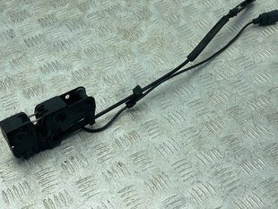 Замок капота 8K1823746 Audi A4
