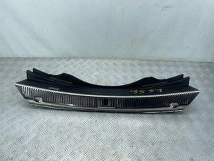 Накладка багажника 4H0863471C4PK Audi A8