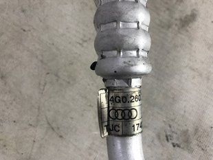 Шланг кондиціонера 4G0260701K Audi A6