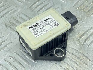 Датчик поперечного ускорения (ESP) 8R0907637B Audi S4