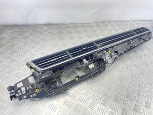 Дефлектор повітропроводу Audi Q7