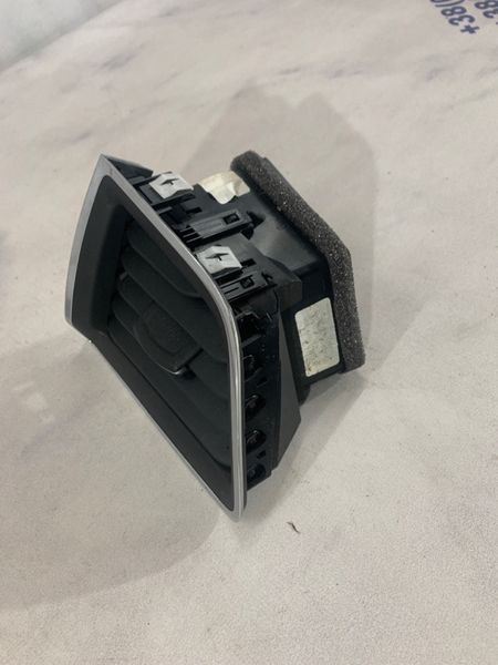 Дефлектор повітропроводу em2b19c696a/b Ford Edge