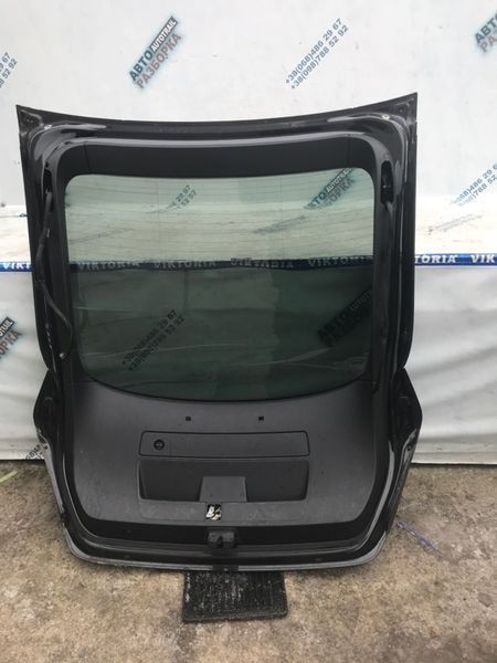 Кришка багажника 4G8827025B Audi S7