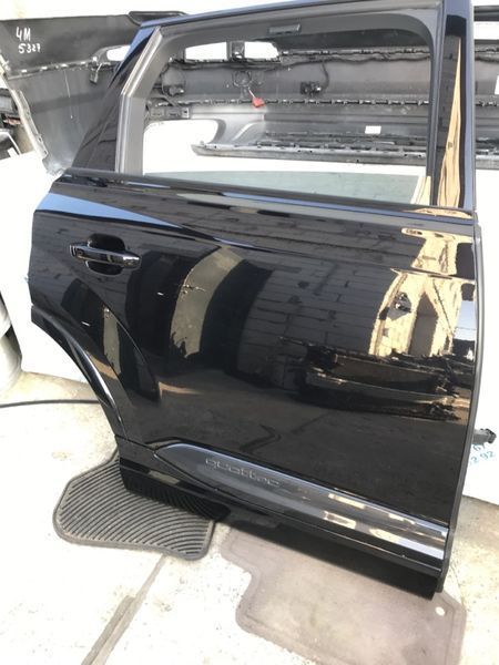 Дверь 4M0833052E Audi Q7