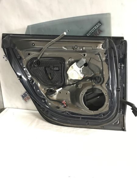 Двері 4G8833051A Audi A7