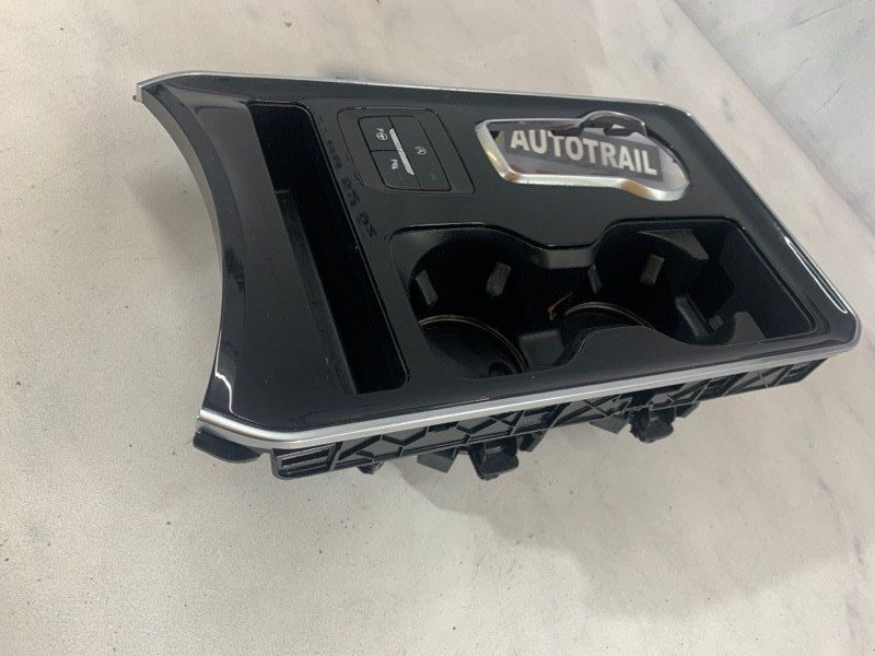 Накладка центральной консоли KT4BR044H83DGSMA4 Ford Edge Ford Edge