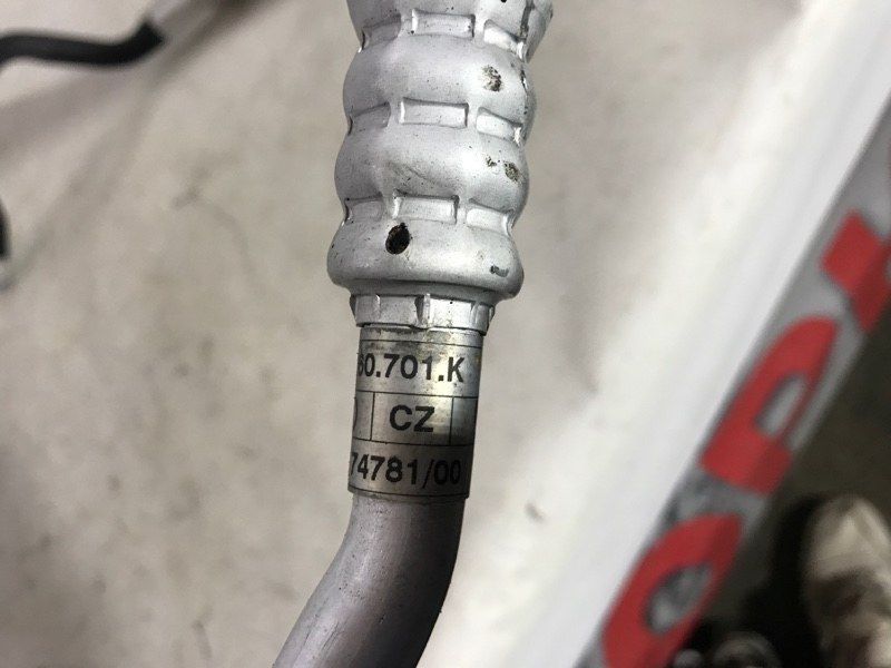 Шланг кондиционера 4G0260701K Audi A6