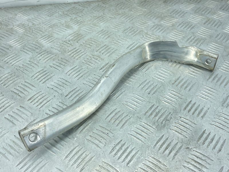 Кронштейн 4H0821260C Audi A8