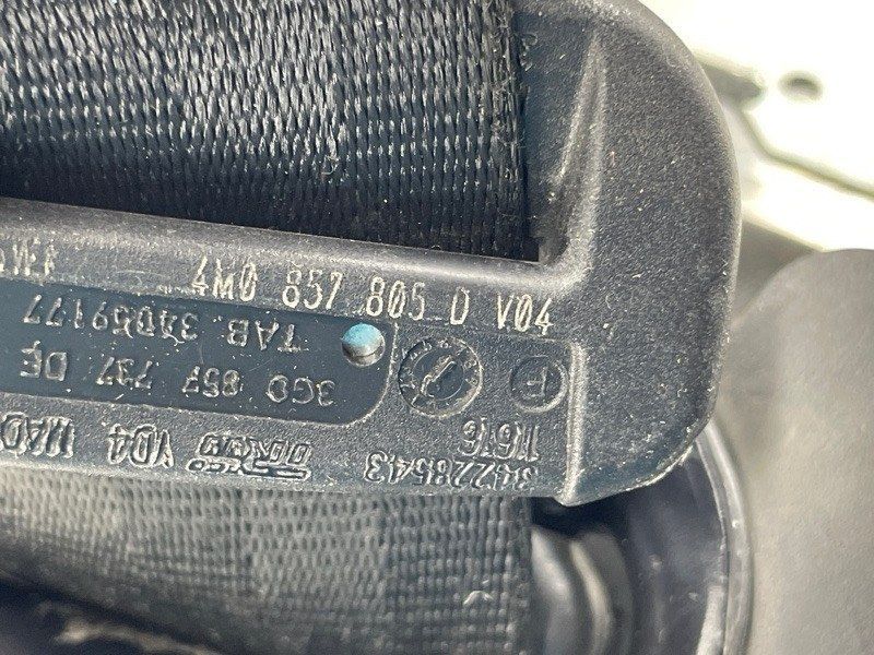 Ремінь безпеки сидіння 2-го ряду 4M0857805D Audi Q7
