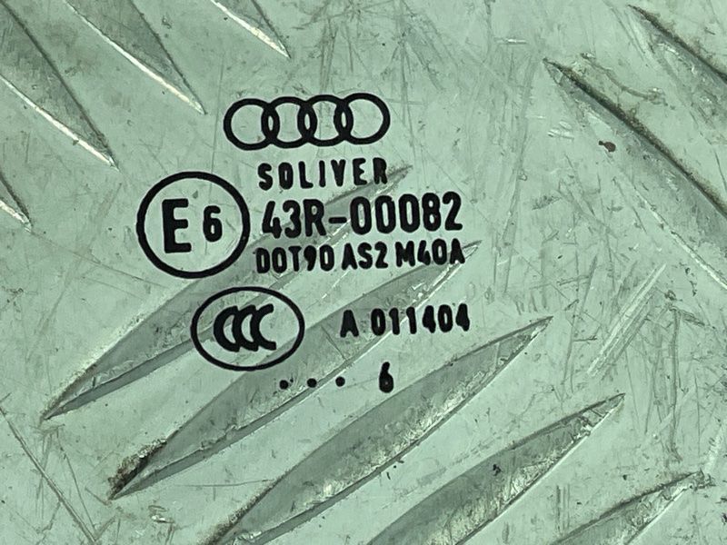 Скло дверей Audi A7