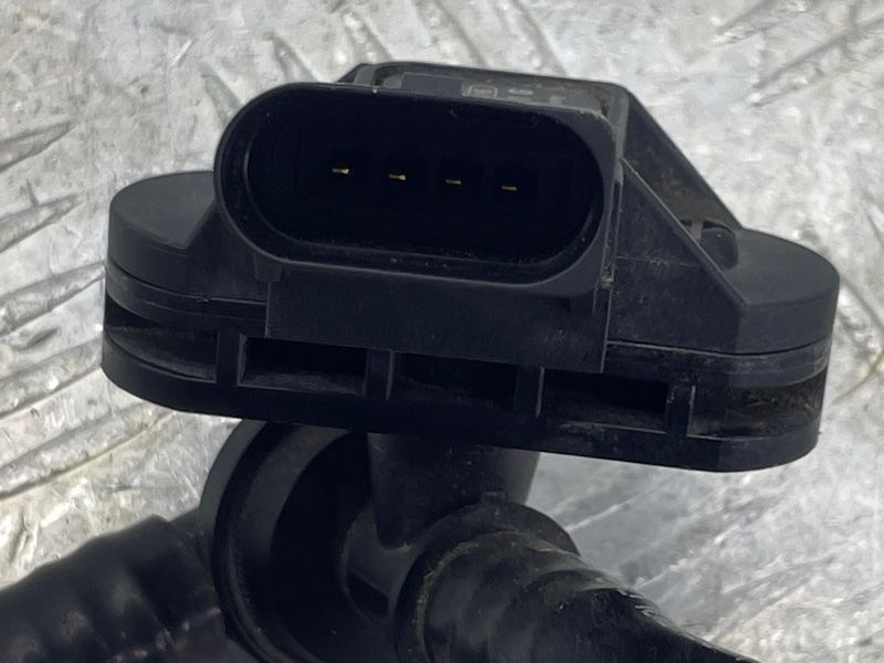 Датчик абсолютного тиску (MAP) 036906051G Audi Q5 Audi A4, Audi A5, Audi A6, Audi A7, Audi A8, Audi Q5, Audi Q7, Audi RS5, Audi S4, Audi S5, Audi SQ5, Volkswagen Beetle, Volkswagen Golf, Volkswagen Jetta, Volkswagen Passat, Volkswagen Rabbit, Volkswagen Touareg