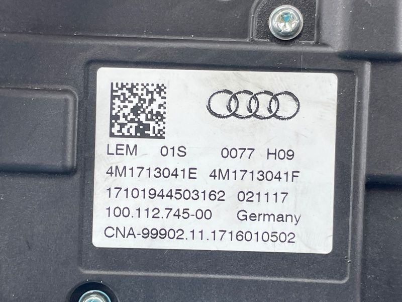 Селектор переключения передач / Кулиса 4M1713041E Audi Q7