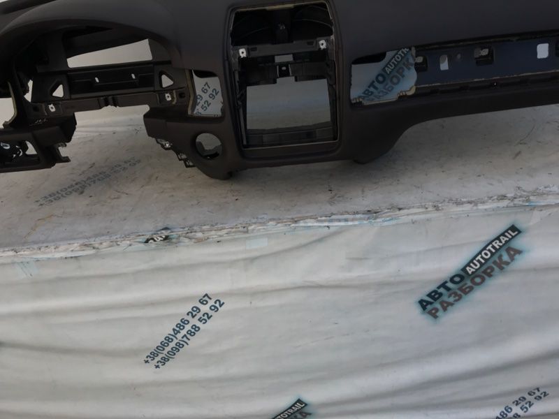 Торпедо з подушкою безпеки 7P1857003GHA3 Volkswagen Touareg