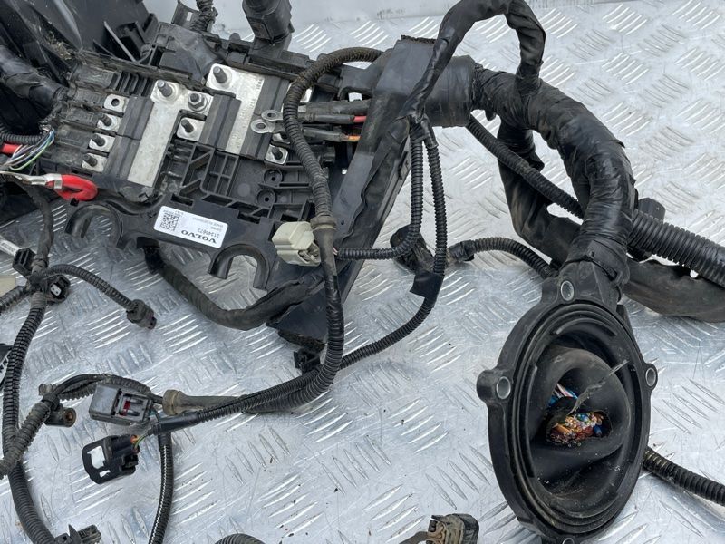 Проводка двигателя 31346673 Volvo XC90
