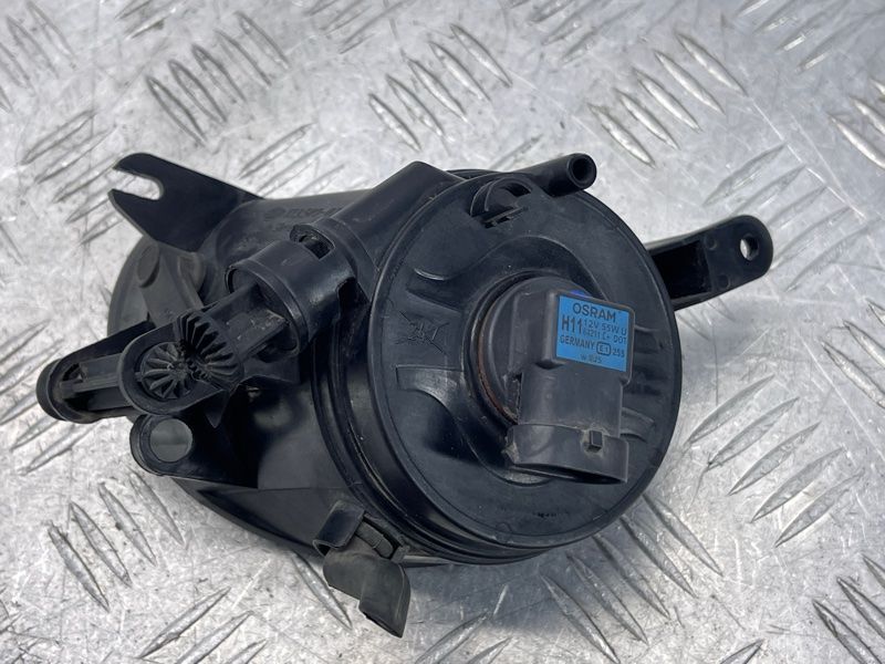 Фара протитуманна 4L0941700A Audi Q7