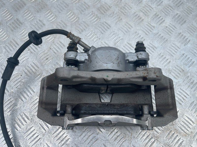 Суппорт тормозной 4G0615124C Audi A6