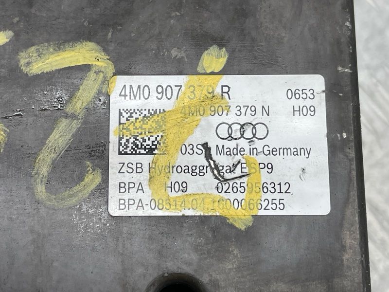 Блок управления ABS 4M0907379R Audi Q7 Audi Q7