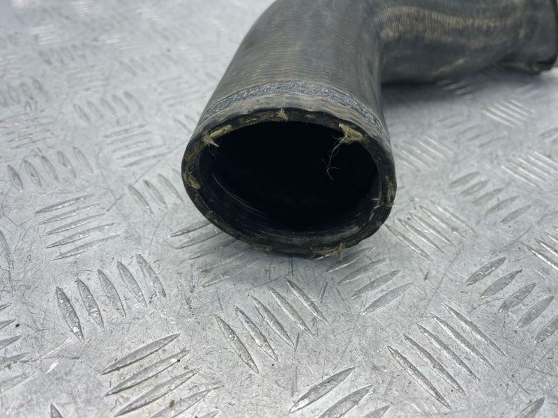 Патрубок інтеркулера 31338543 Volvo XC60