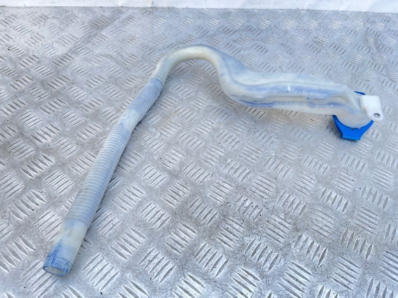Заливна горловина бачка склоомивача 4L0955463A Audi Q7