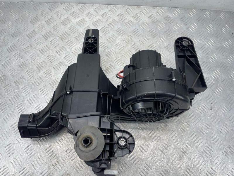 Корпус пічки в зборі 31449328 Volvo XC90