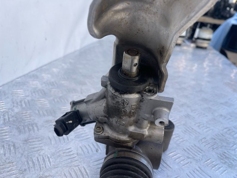 Рульова рейка 7L8422055CH Audi Q7