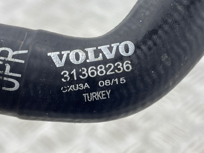 Шланг системи охолодження 31368236 Volvo XC90