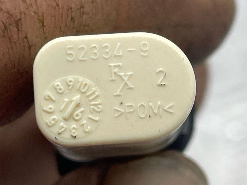Замок лючка паливного бака DM5Z9928610A Ford Fusion