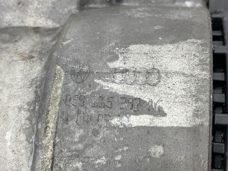 Корпус масляного фільтра 059115397AG Audi Q7