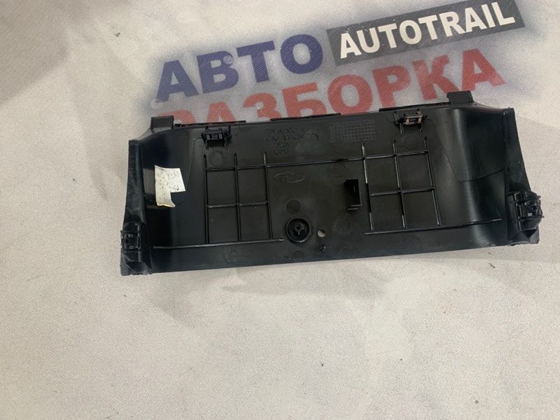 Накладка центральной консоли KTABR045C24 Ford Edge