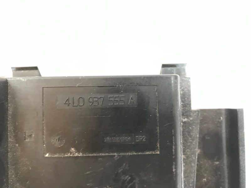 Крышка блока предохранителей 4L0937555A Audi Q7