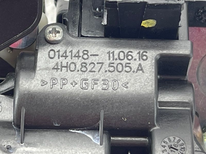Замок крышки багажника 4H0827505A Audi A6