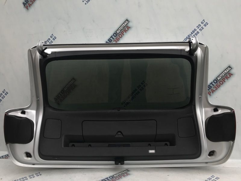 Кришка багажника 4L0827023B Audi Q7