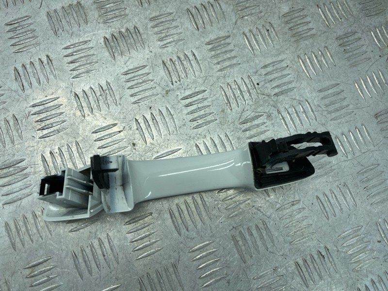 Ручка двери внешняя 7P6837206E Volkswagen Touareg