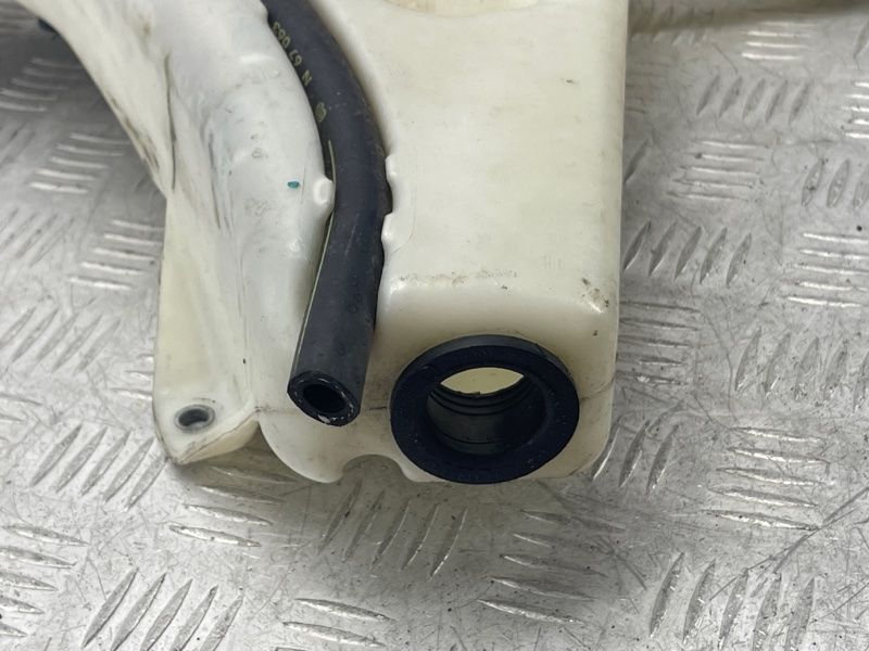 Бачок омивача скла 4L0955453 Audi Q7