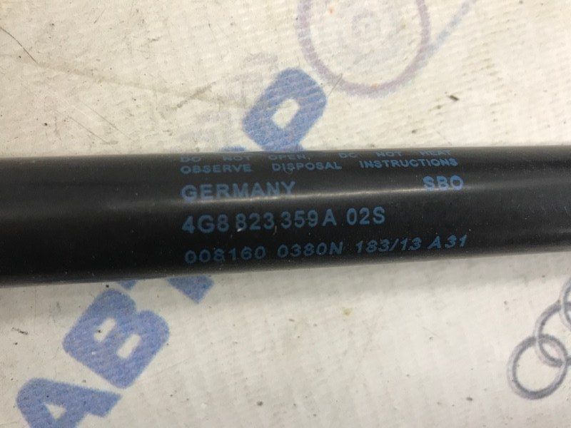 Газовый упор капота / Амортизатор 4G8823359A Audi A6