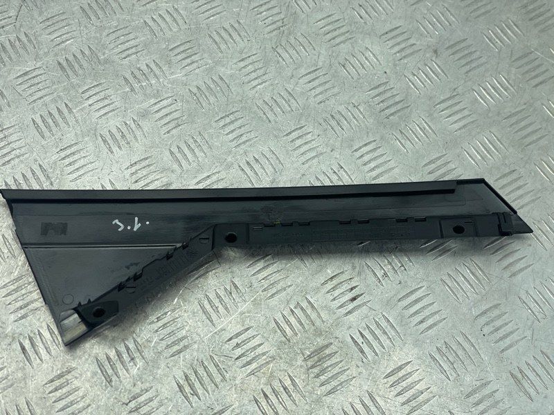 Накладка дверей 80A839903B5FQ Audi Q5