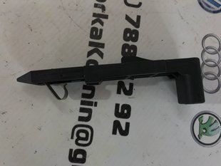 Кріплення фари 30763155 Volvo XC60