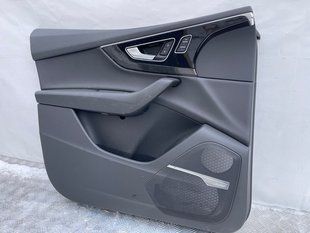 Обшивка дверей 4M0867103BWFA Audi Q7