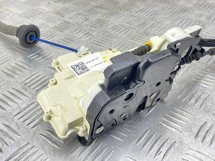 Замок задніх дверей 4H0839016C Audi A8
