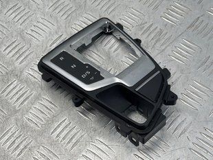 Індикатор перемикання 4M1713111F Audi Q7
