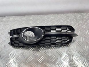 Решетка переднего бампера s-line 4G0807681AG Audi A6
