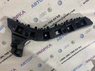 Направляющая / Крепление / Кронштейн бампера DS7317A882AD Ford Fusion