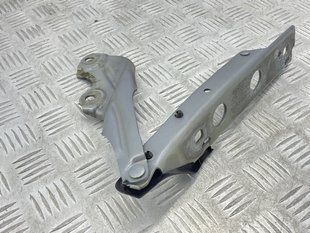 Петля капота 4G8823301E Audi A6