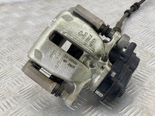 Суппорт тормозной 4G0615404A Audi A7